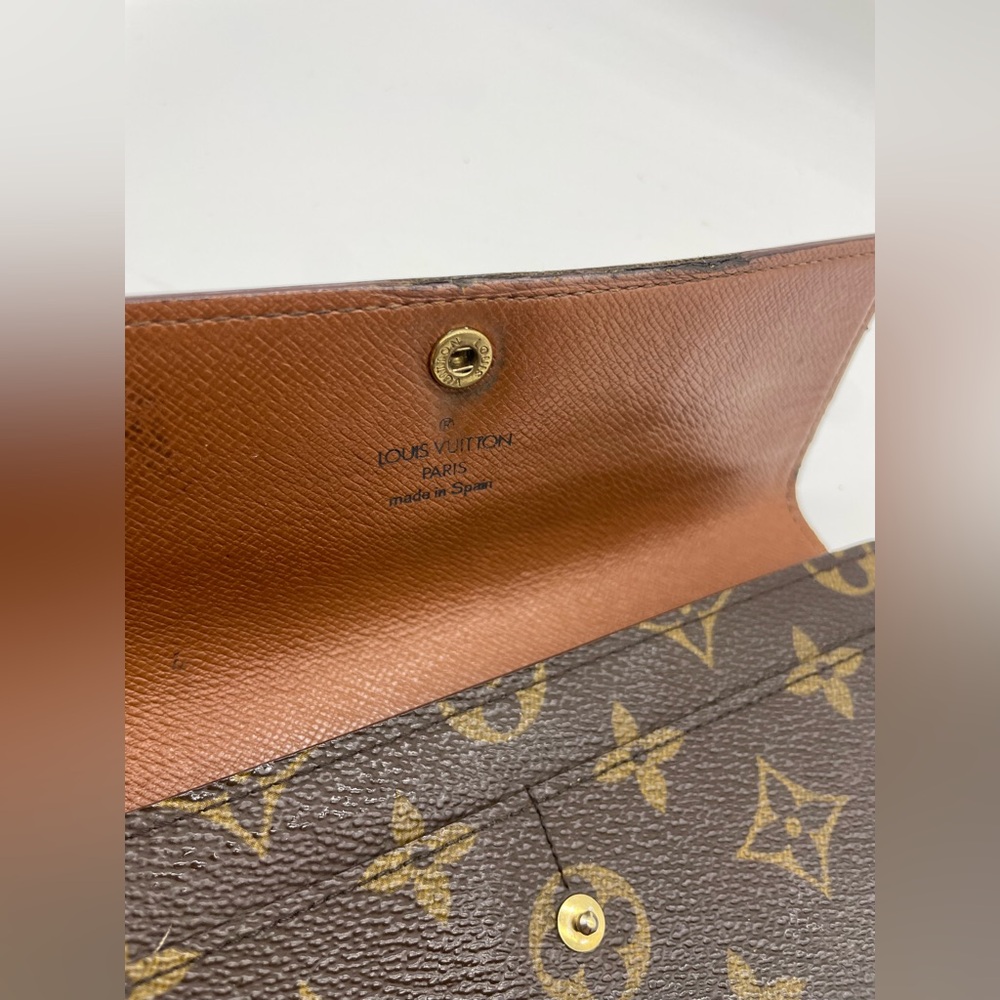 Louis Vuitton Monogram Long Wallet - Picture 10 of 13